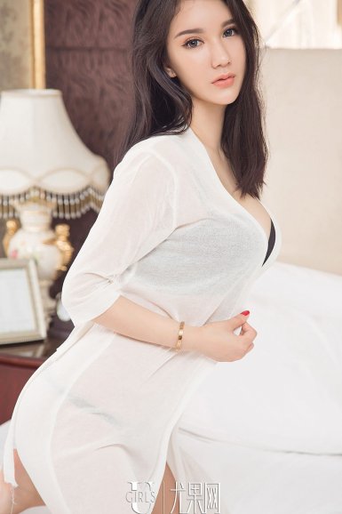 黄旭生日新歌首发  以爱之名助力慈善公益：开云体育(图2)